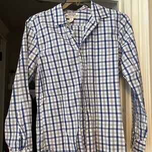 Good threads, men slim button down shirt size M
